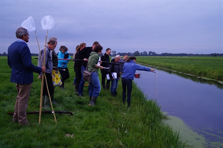 Start monitoring ontwikkeling ecologie in sloten door vrijwilligers Start monitoring ontwikkeling ecologie in sloten door vrijwilligers