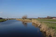 Verbeteren kade langs de Meije