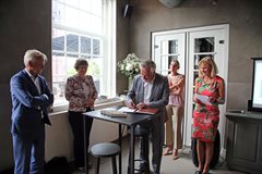 2022-09-05 Ondertekening bestuurders vanuit de gemeente provincie waterschap (21)