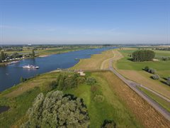 Dronefoto: Uitzicht op Culemborgse veer