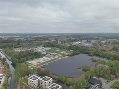 Het nieuwe zonnepark vanuit de lucht