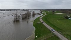 Hoogwater Lekdijk bij Amerongen