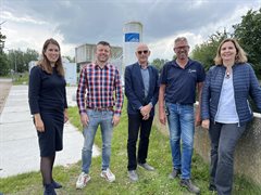 Werkbezoek - Kamerlid Gabriels in gesprek met Nanda van Zoelen en Gijs Stigter, beiden hoogheemraad bij HDSR, over de uitdagingen waar het Hoogheemraadschap waterschap voor staat om in 2027 te voldoen aan de KRW. Ook bekeek hij de zuiveringsinstallatie.