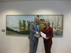 Wethouder Peter Snoeren en hoogheemraad Els van der Vorm