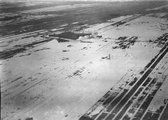Luchtfoto van de watersnood rond fort Ruigenhoek 1926
