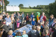De picknicktafel is onthuld