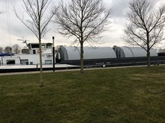 De slibsilo's op transport